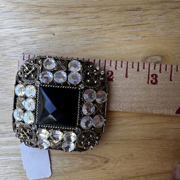 VTG Brooch Pin 2"‎ Black Glass Cabochon Clear Rhinestones Gold Tone Filigree NWT - Picture 7 of 10